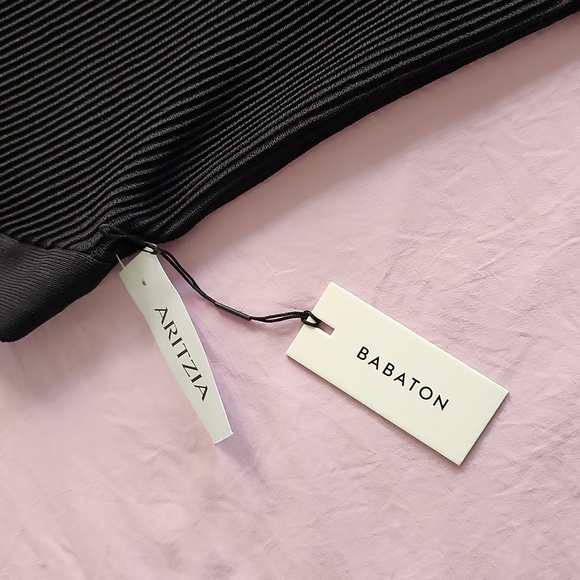 Aritizia Babaton Sculpt Knit Criss Cross Dress Black - Picture 6 of 8